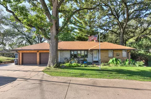 904 Franklin Ave, Council Bluffs, IA 51503