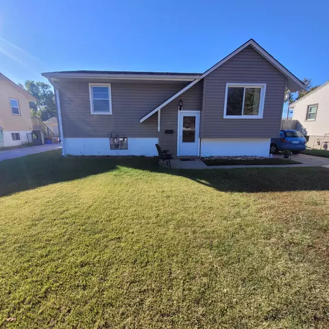1117 Avenue P, Carter Lake, IA 51510
