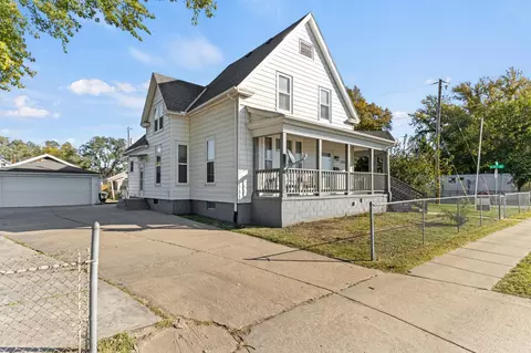 2302 9th Ave, Council Bluffs, IA 51501
