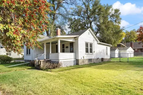 901 N 8th St, Council Bluffs, IA 51503