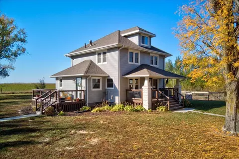60584 194th St, Pacific Junction, IA 51561