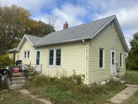 15052 214th St, Council Bluffs, IA 51503