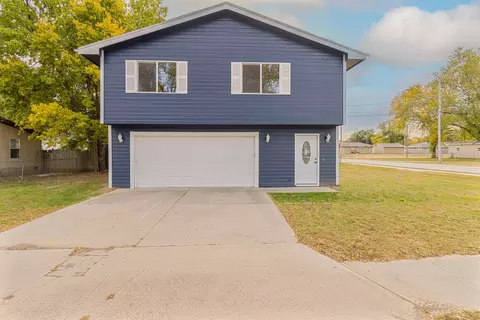 1501 Ave O, Carter Lake, IA 51510
