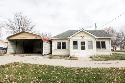 459 S Elm St, Avoca, IA 51521