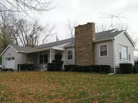 207 Kenmore Ave, Council Bluffs, IA 51503