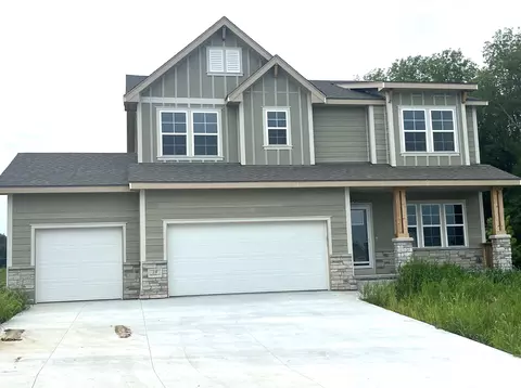 28 Balsam St, Council Bluffs, IA 51503