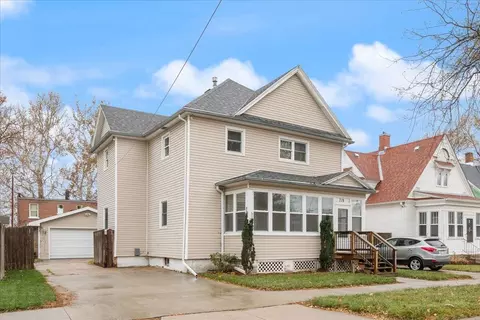 719 Mill St, Council Bluffs, IA 51503