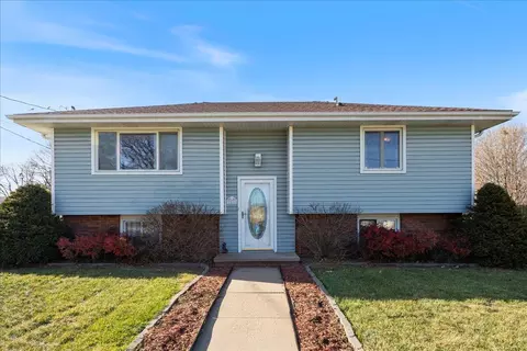 2528 S 12th St, Council Bluffs, IA 51501