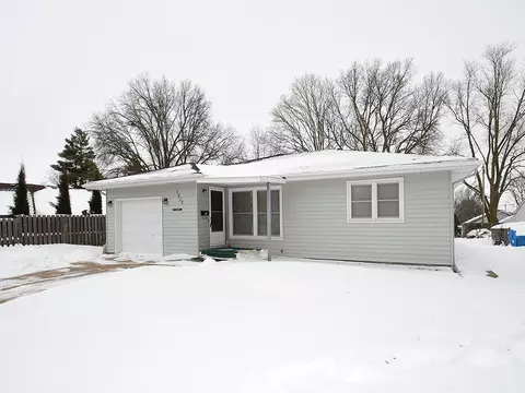 Exterior - 1302 Summit St, Red Oak, IA 51566 photo 10 of 10
