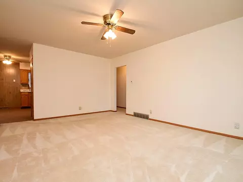 Bedroom - 1302 Summit St, Red Oak, IA 51566 photo 1 of 3