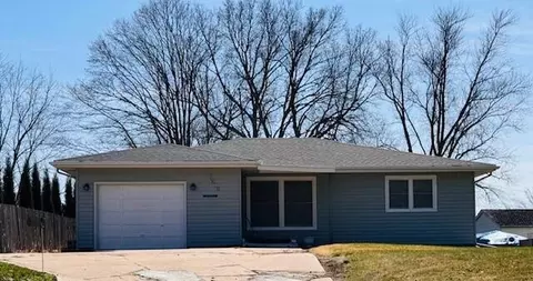 1302 Summit St, Red Oak, IA 51566