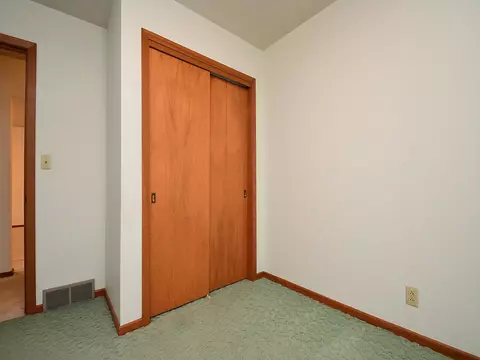 Bedroom - 1302 Summit St, Red Oak, IA 51566 photo 3 of 3