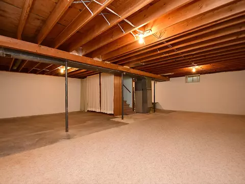 Exterior - 1302 Summit St, Red Oak, IA 51566 photo 2 of 10