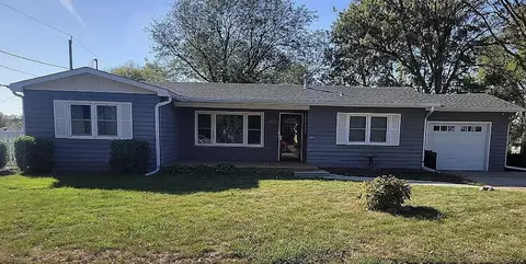 207 Southview Blvd, Shenandoah, IA 51601