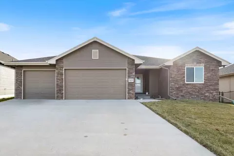 1419 Abercorn Dr, Council Bluffs, IA 51503