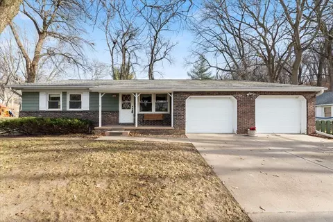 185 Linden Ave, Council Bluffs, IA 51503