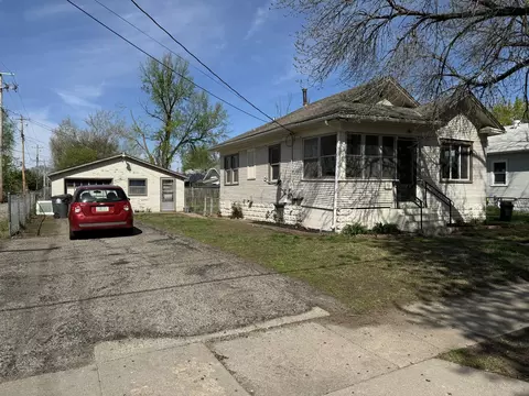 516 N 34th St, Council Bluffs, IA 51501