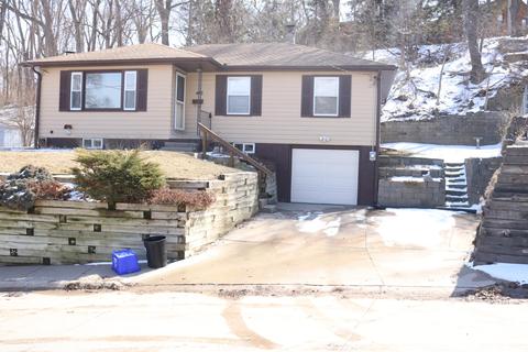 415 Midland Dr, Council Bluffs, IA 51503