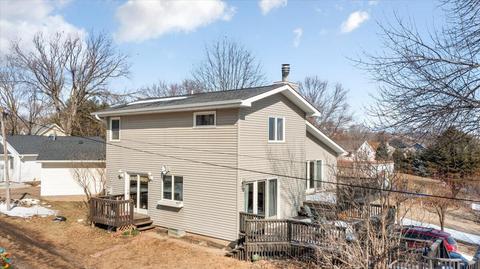 807 Walker St, Woodbine, IA 51579