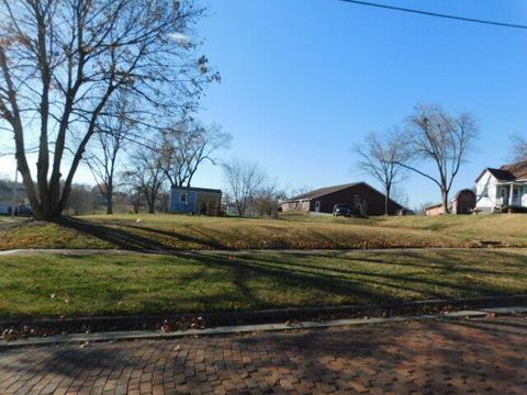 507 Colfax St, Bedford, IA 50833