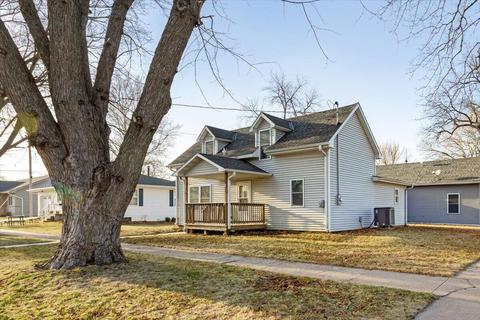 321 E 4th St, Logan, IA 51546 photo 1