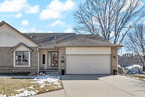 609 Marian Ave, Glenwood, IA 51534