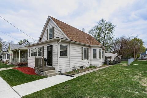 809 S 8th St, Council Bluffs, IA 51501