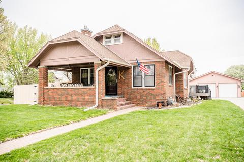 311 N Chestnut St, Glenwood, IA 51534