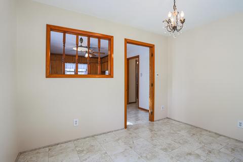 107 E High St, Avoca, IA 51521 photo 8