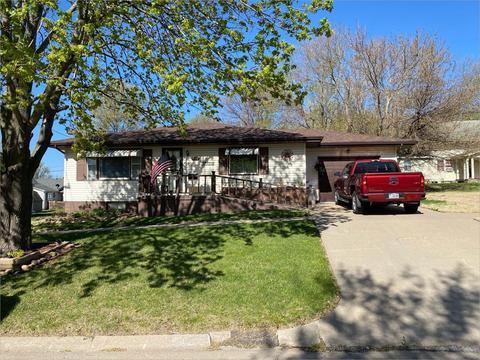 404 S 2nd Ave, Villisca, IA 50864