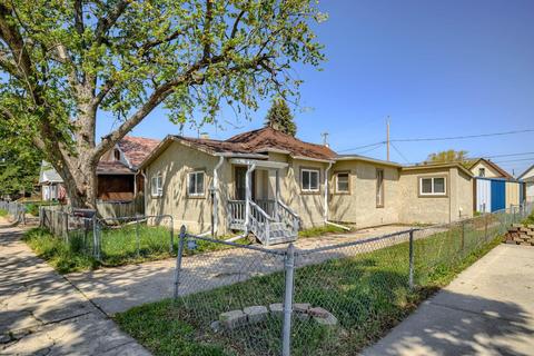 2012 5 Ave, Council Bluffs, IA 51501