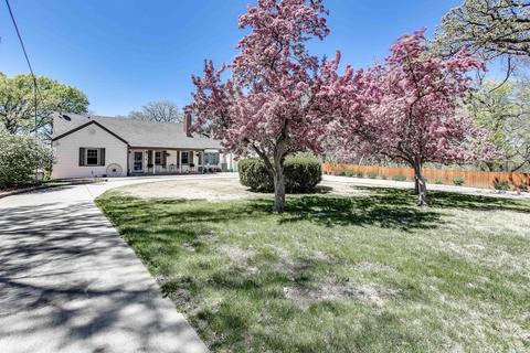 30 Oak Park Ln, Council Bluffs, IA 51503