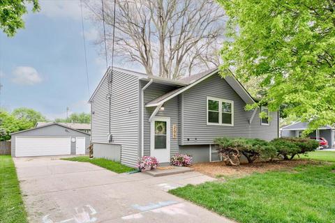 205 Greenhaven Rd, Council Bluffs, IA 51503