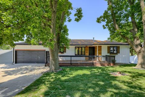 15218 Pine Terrace Dr, Council Bluffs, IA 51503