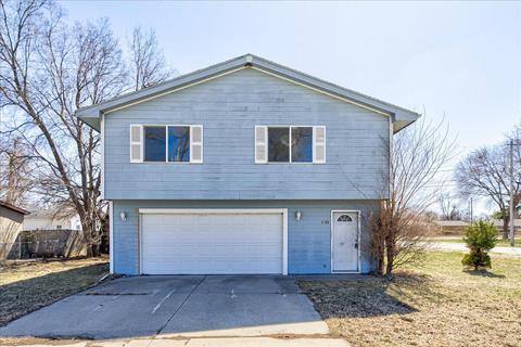 1501 Avenue O, Carter Lake, IA 51510
