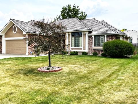 309 Golden Oaks Dr, Council Bluffs, IA 51503