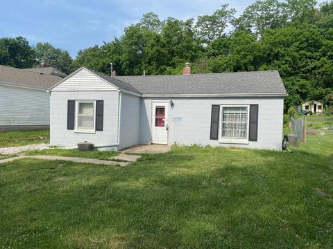 1702 N Broadway St, Council Bluffs, IA 51503