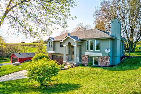 53536 230th St, Glenwood, IA 51534