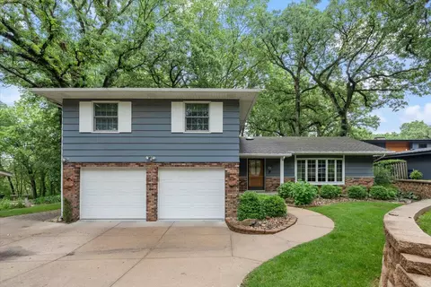 23 Scarlet Oaks Rd, Council Bluffs, IA 51503