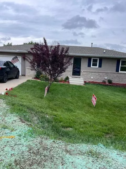 1106 6th St, Glenwood, IA 51534