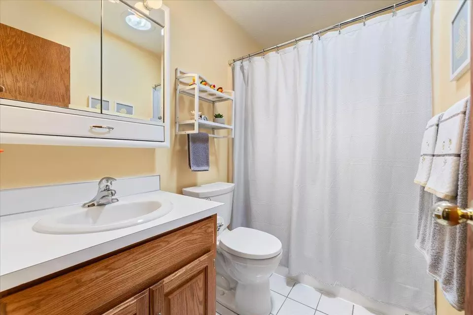  106 Black Hawk St, Council Bluffs, IA 51501 photo 16