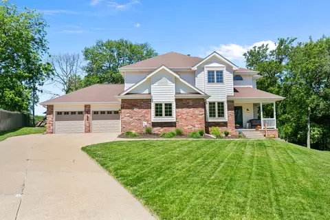 133 Sunny Ridge Dr, Council Bluffs, IA 51503