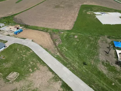 121 Meadow Ln, Minden, IA 51553
