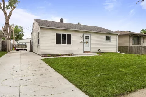 2927 Ave J, Council Bluffs, IA 51501
