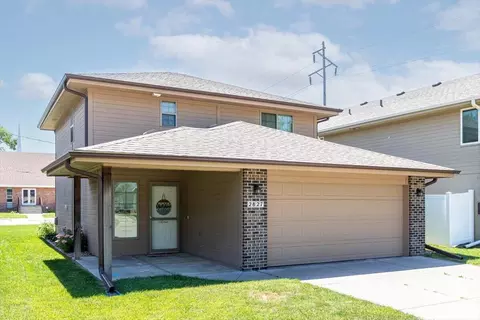 2827 Avenue H, Council Bluffs, IA 51501