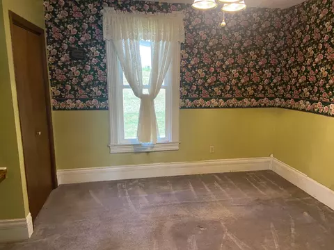 211 S Central St, Carson, IA 51525 photo 19
