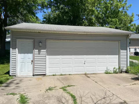 211 S Central St, Carson, IA 51525 photo 7