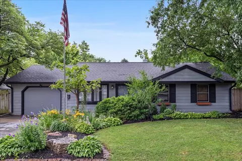 1313 Holiday Dr, Carter Lake, IA 51510