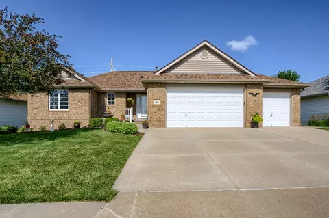 1402 Oran Dr, Council Bluffs, IA 51503