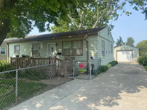 1230 N 19th St, Council Bluffs, IA 51501
